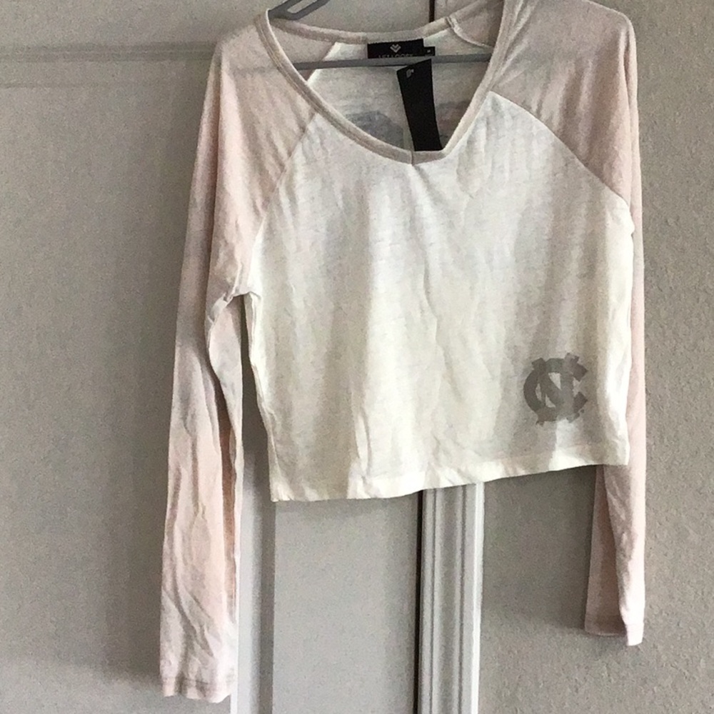 Let Loose Long sleeved Cropped T-shirt
